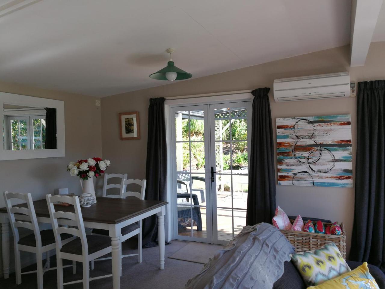 Mont'S Cottage Awatuna Екстер'єр фото